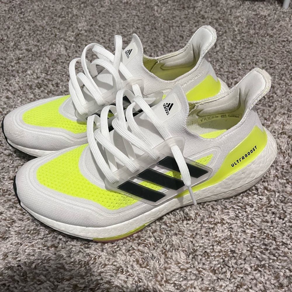 Adidas Ultraboost 2022